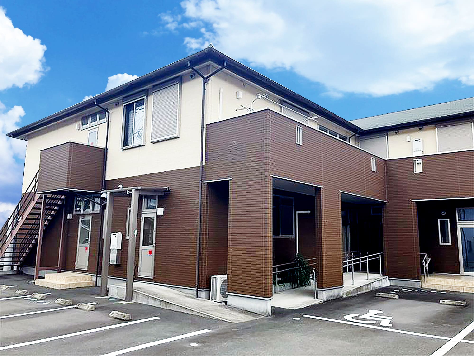施設外観